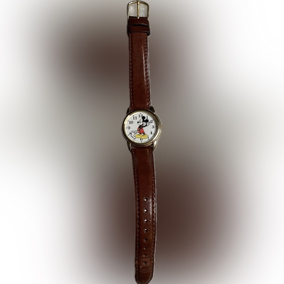 Disney Accessories - Disney Vintage Quartz Mickey Mouse Leather Strap #RRS58AX